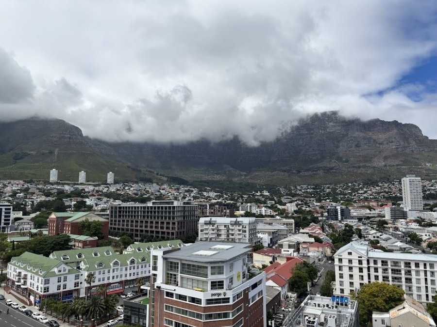 1 Bedroom Property for Sale in Cape Town City Centre Western Cape